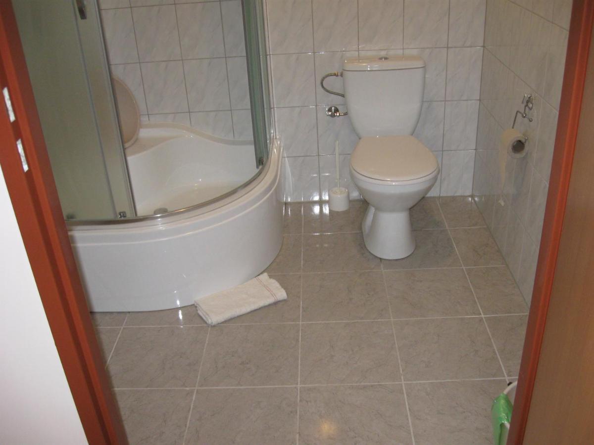 Pokoje Ku Morzu 1 Wicie Hotel Wicie  Bagian luar foto